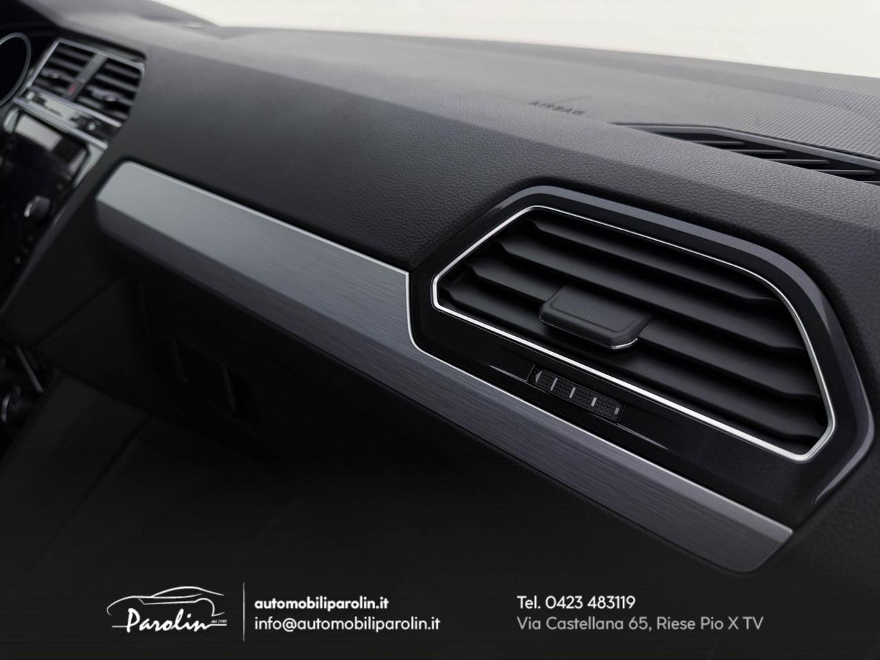 Volkswagen Tiguan 1.6 tdi Sport R-Line LED-CarPlay-19''