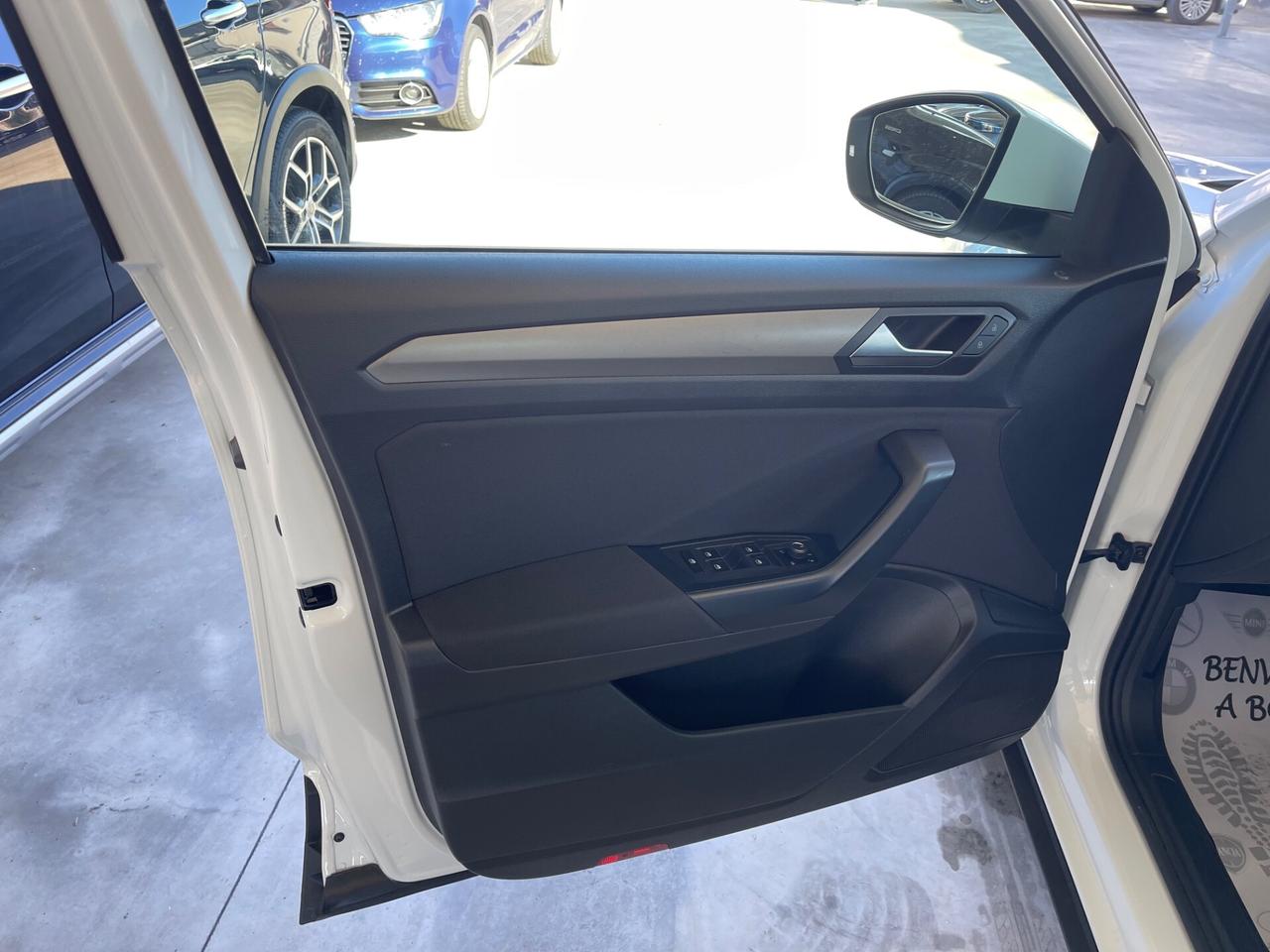 Volkswagen T-Roc 2.0 TDI SCR 150 CV DSG 4MOTION Business BlueMot. Tech.