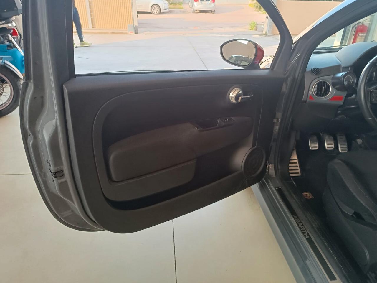 Abarth 595 1.4 Turbo T-Jet 145 CV