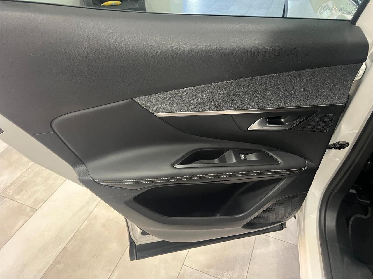 Peugeot 3008 BlueHDi 130 S&S EAT8 Allure.PROMO FINANZIAMENTO