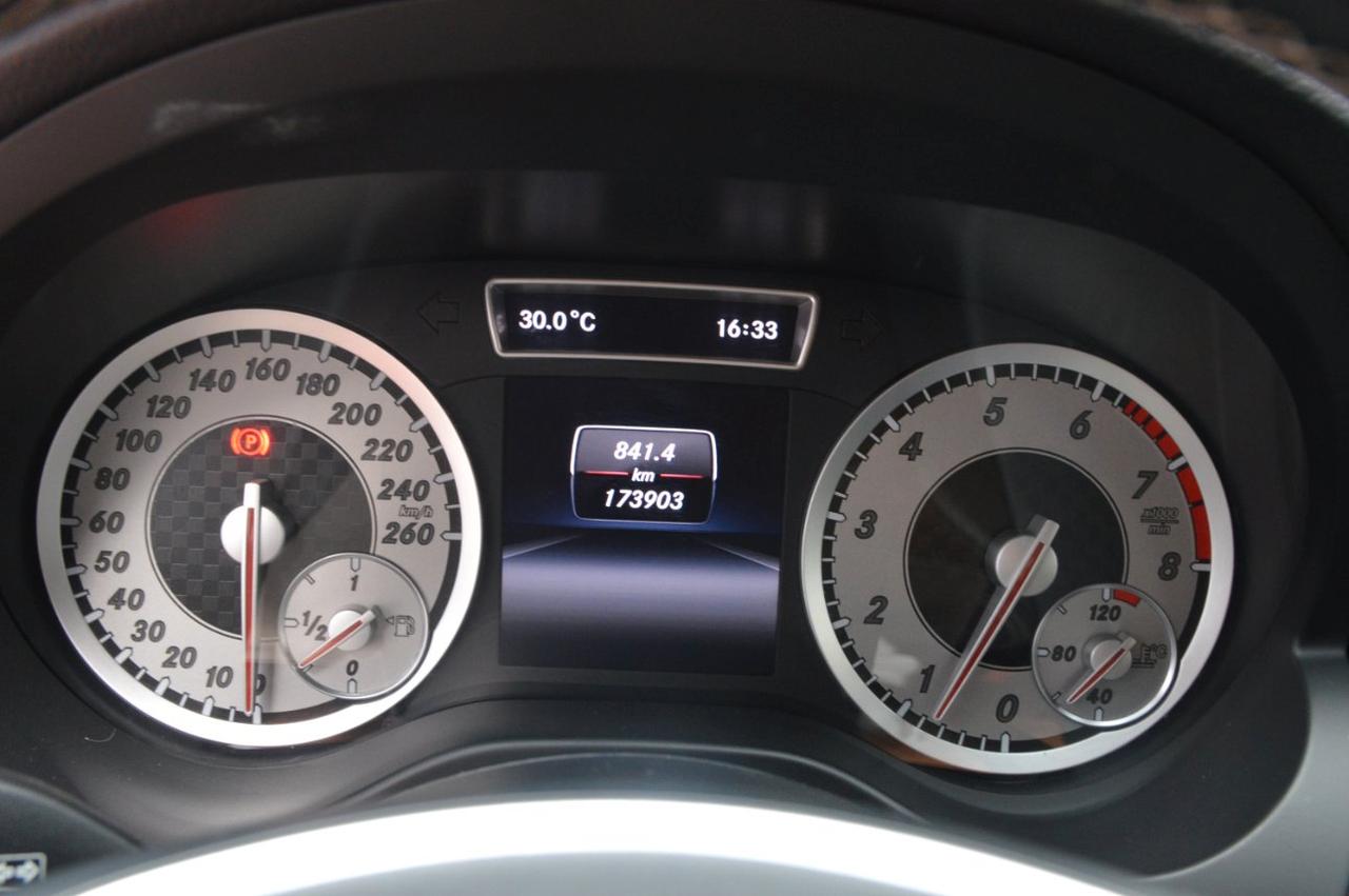 Mercedes-Benz A180