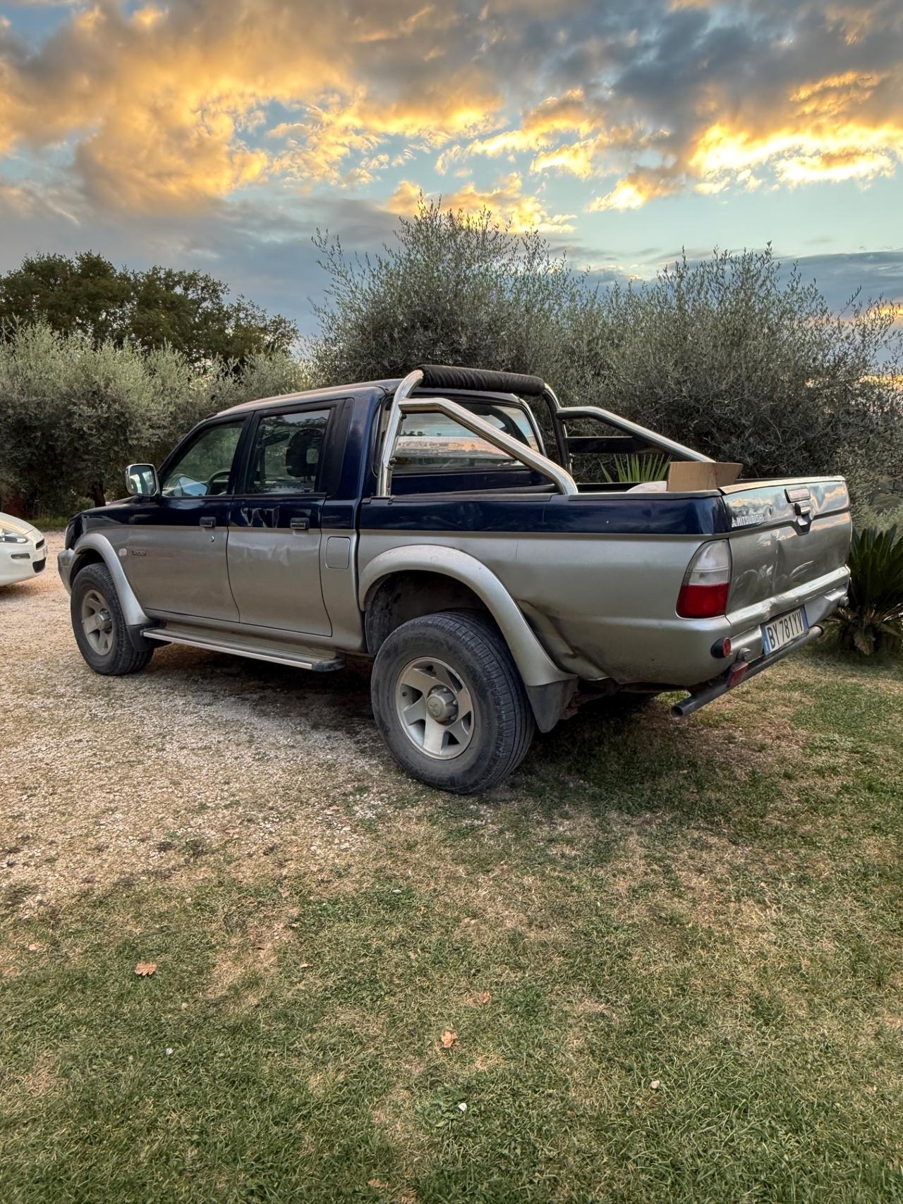 Mitsubishi L200 2.5 TDI 4WD Club Cab Pup. GLS Targ.