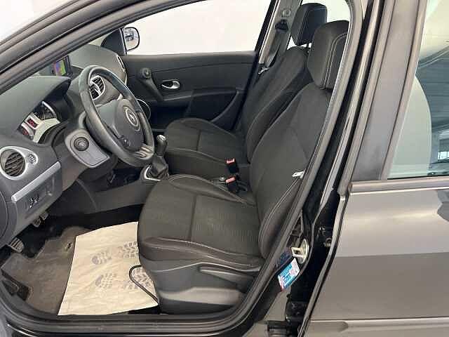 Renault Clio 1.2 16V 5 porte Confort
