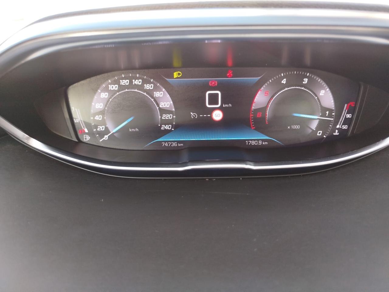 Peugeot 5008 1.5 130 CV *PREZZO VERO* 7 POSTI UNIPRO KM CERTI