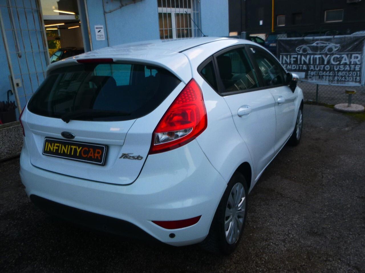 Ford Fiesta 1.4 5 porte Bz.- GPL Titanium