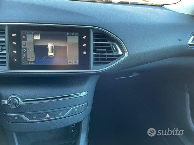 Peugeot 308 1.6 Blue-HDi Allure