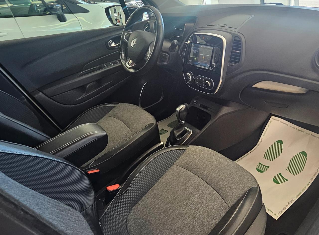 Renault Captur dCi 8V 90 CV EDC Initiale Paris CAMBIO AUTOMATICO