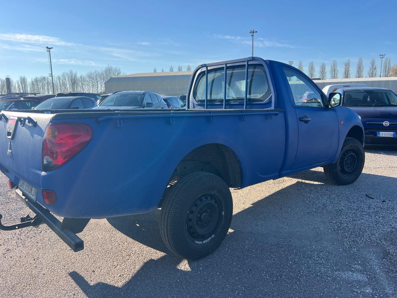 Mitsubishi PICK UP L200 DI D invite Club cab 4 WD