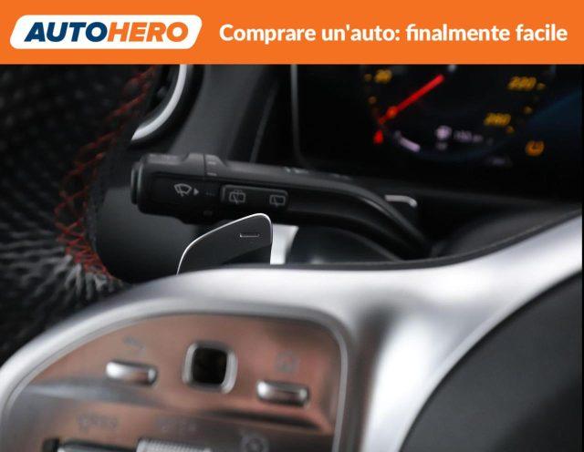 MERCEDES-BENZ GLB 200 d Automatic Premium