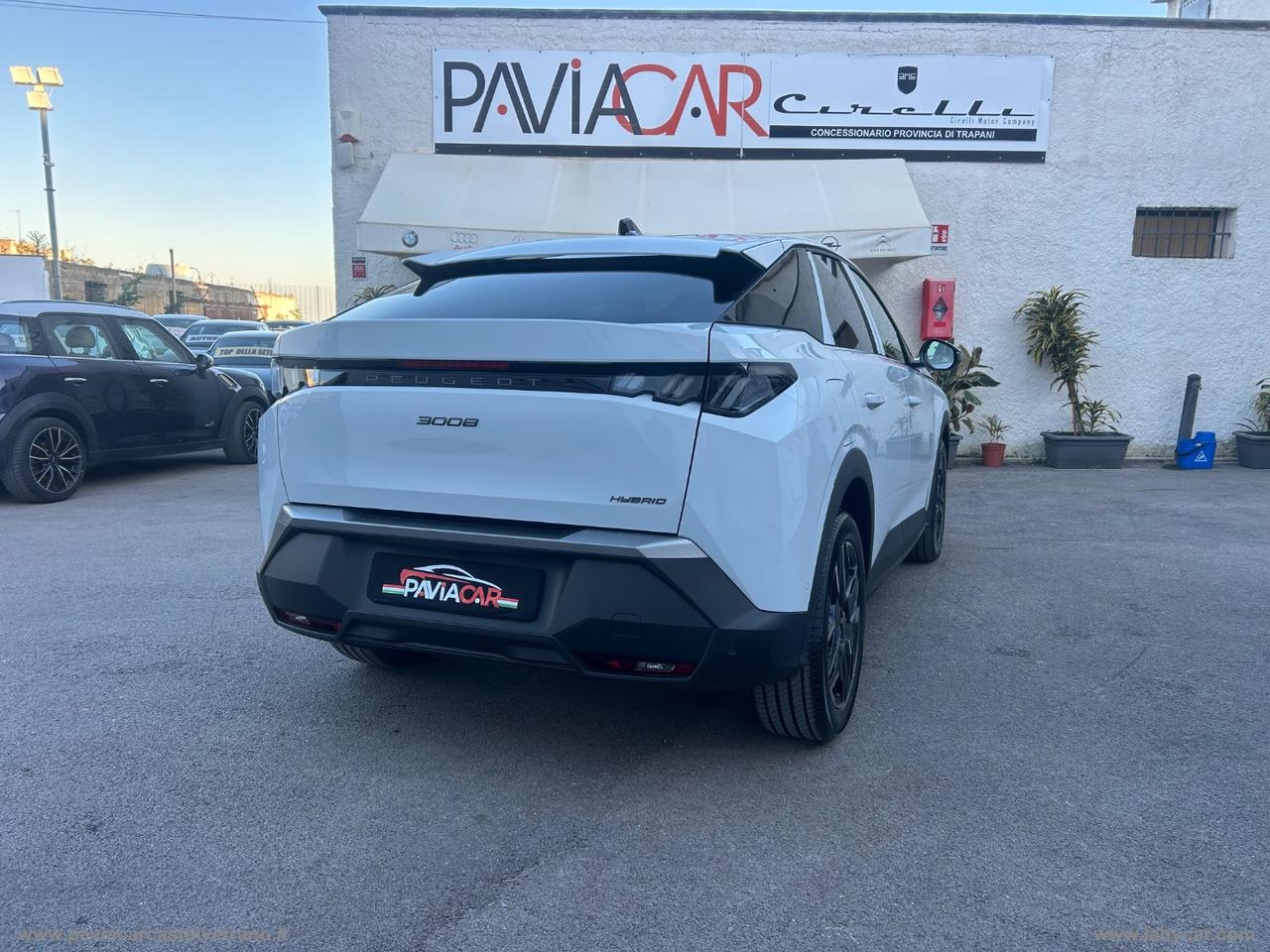 PEUGEOT 3008 Hybrid 145 e-DCS6 Allure KM/0
