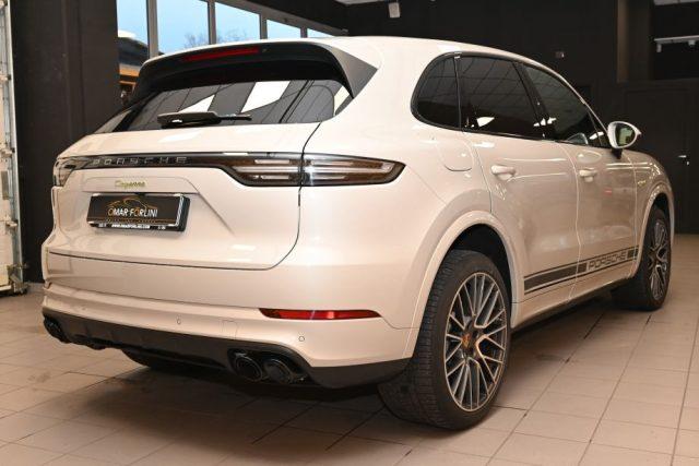 PORSCHE Cayenne 3.0V6 E-HYBRID TETT.21'RADAR 360°SED.VENT.CHRONO!