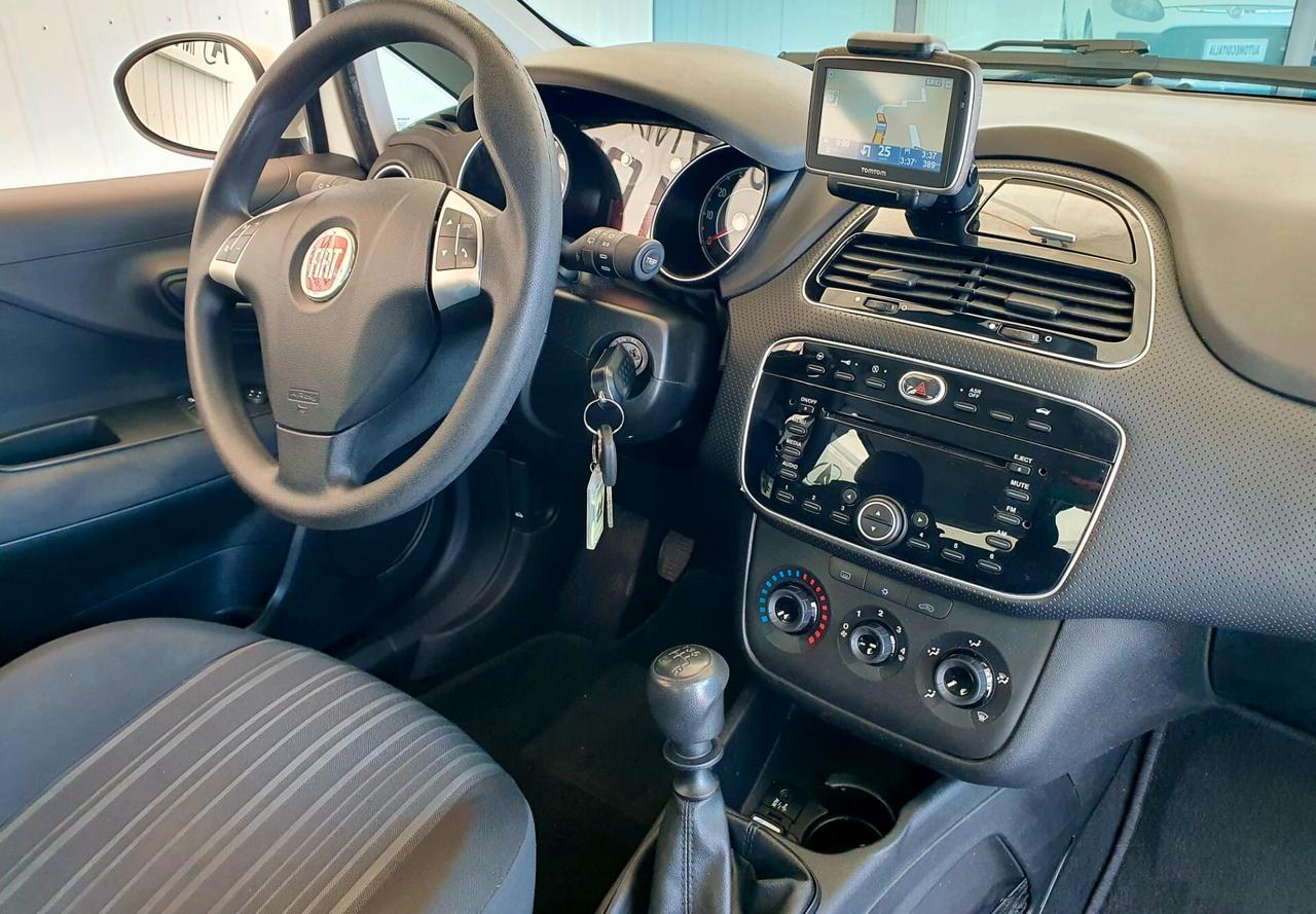 Fiat Punto 1.2 BENZ. - 2015 - KM. 131.000 NEOPATENTATI