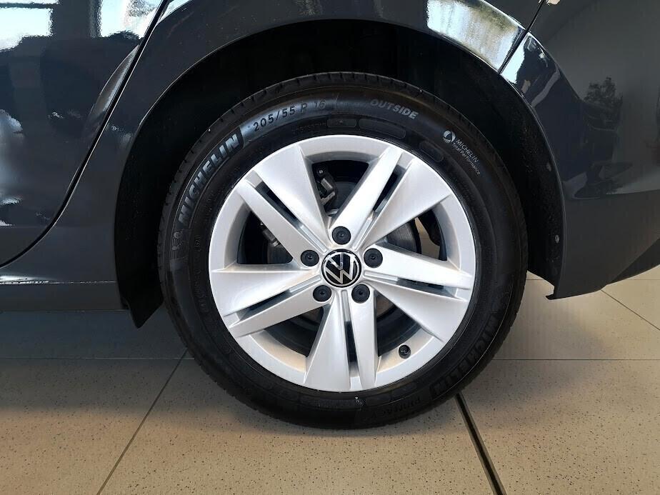 Volkswagen Golf 1.0 TSI EVO Life 110 CV DSG 7 MARCE