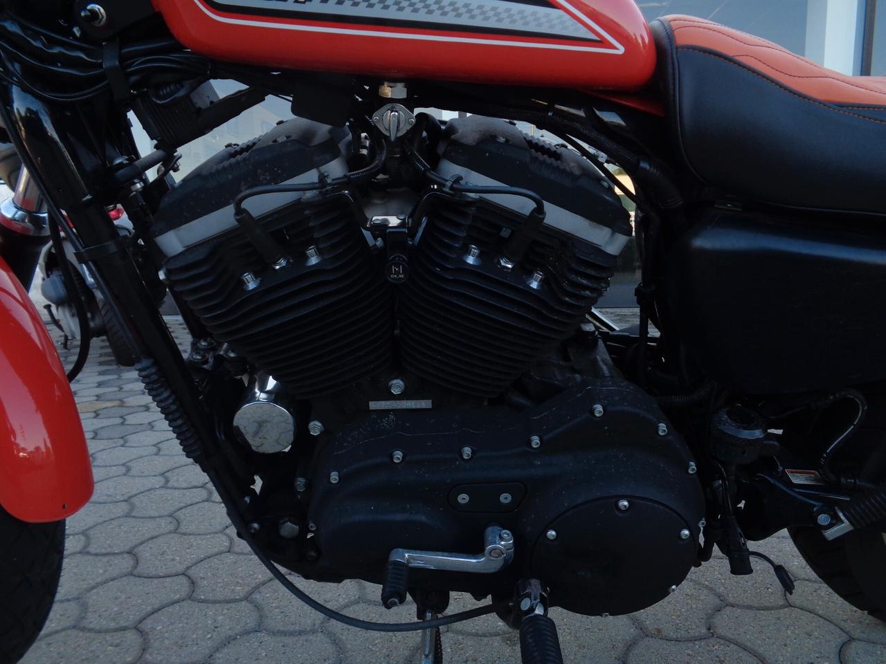 Harley-davidson 883 Sportster R