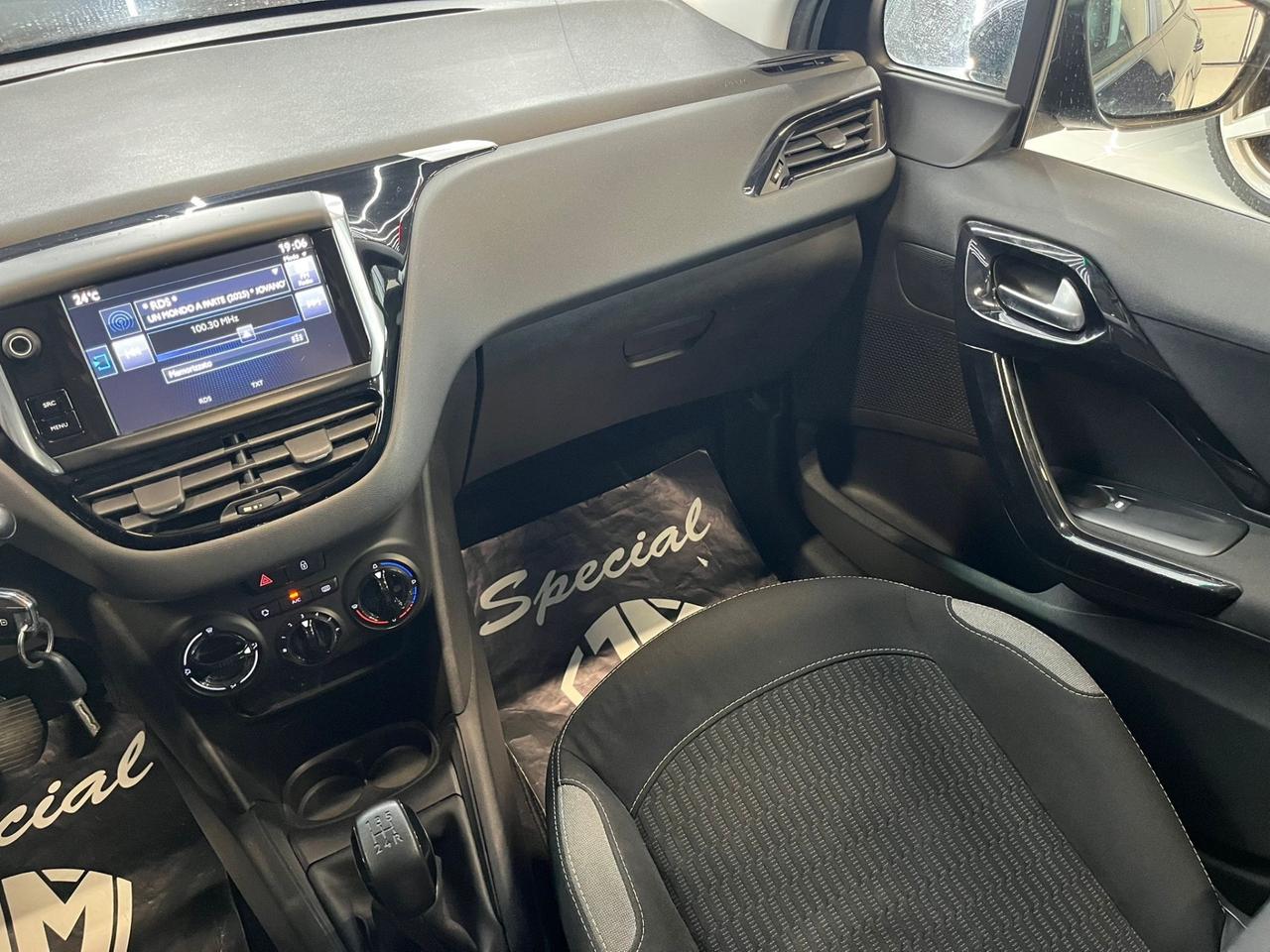 Peugeot 208 BlueHDi 75 5 porte Allure OK NEOPATENTATI UNICO PROPRIETARIO