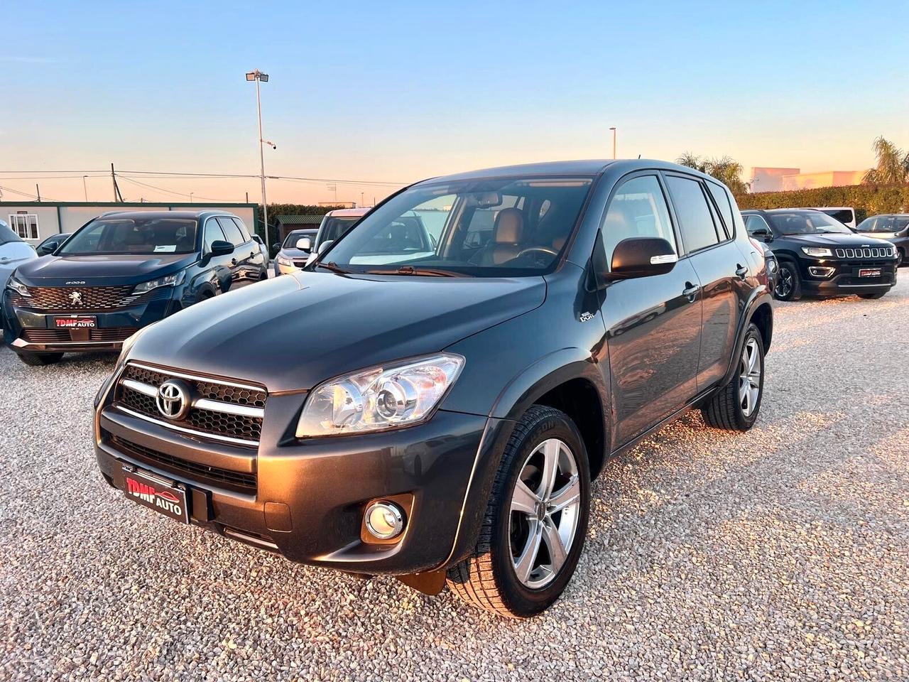 Toyota RAV 4 RAV4 2.2 D-4D 150 CV DPF Luxury