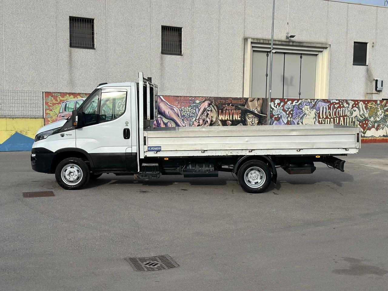 Iveco Dailly benzina metano cassone 4.40