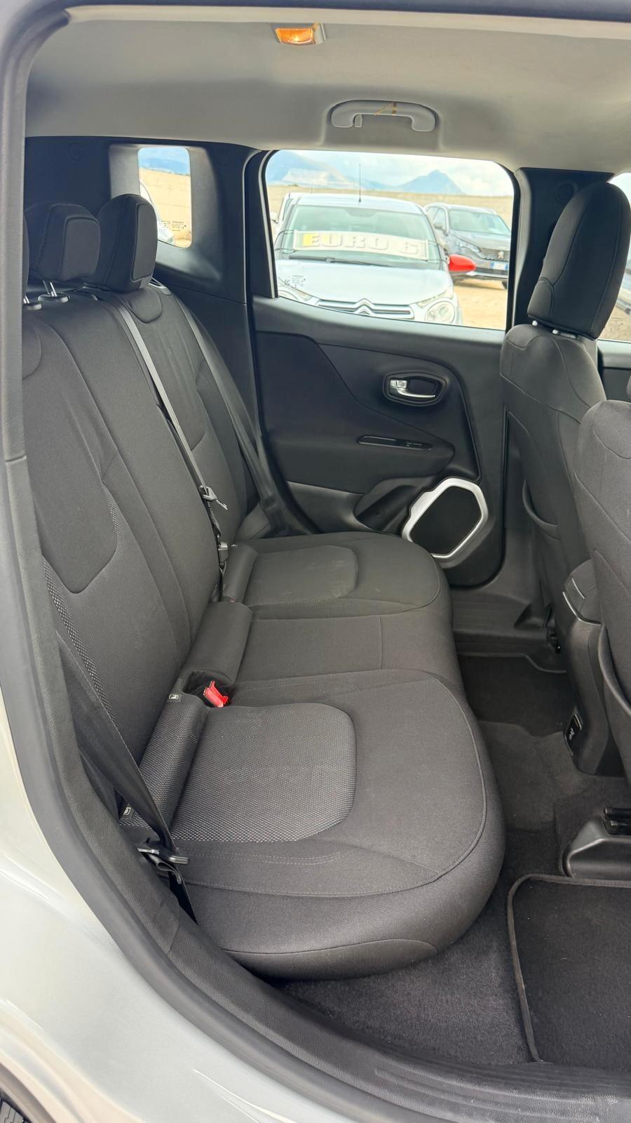 Jeep Renegade 1.6 Mjt 120 CV Longitude