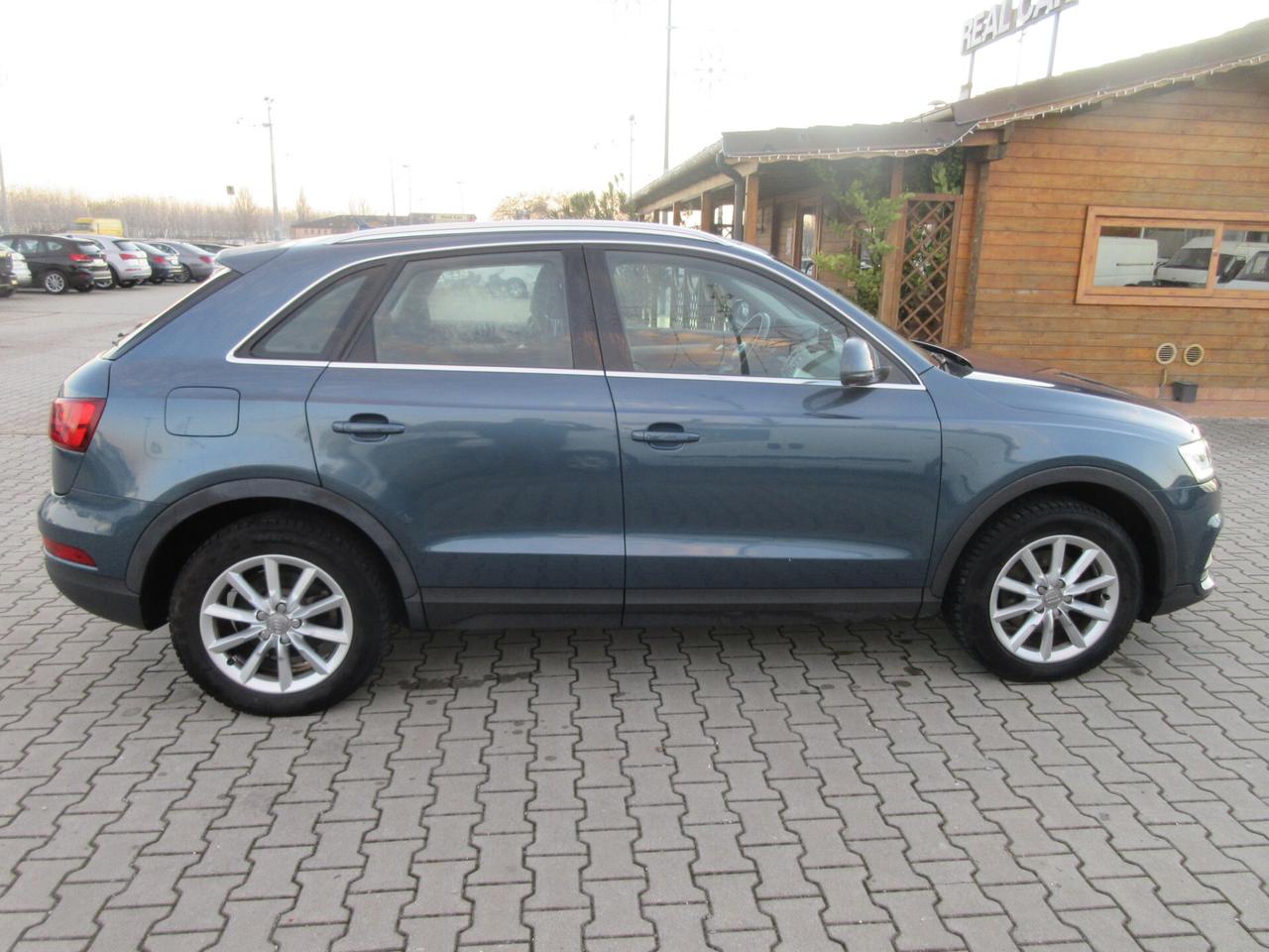 Audi Q3 2.0 TDI 150 CV Business