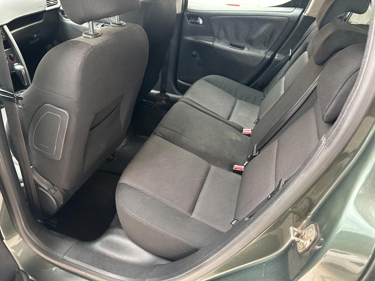 Peugeot 207 1.6 109CV aut. (12 RATE)