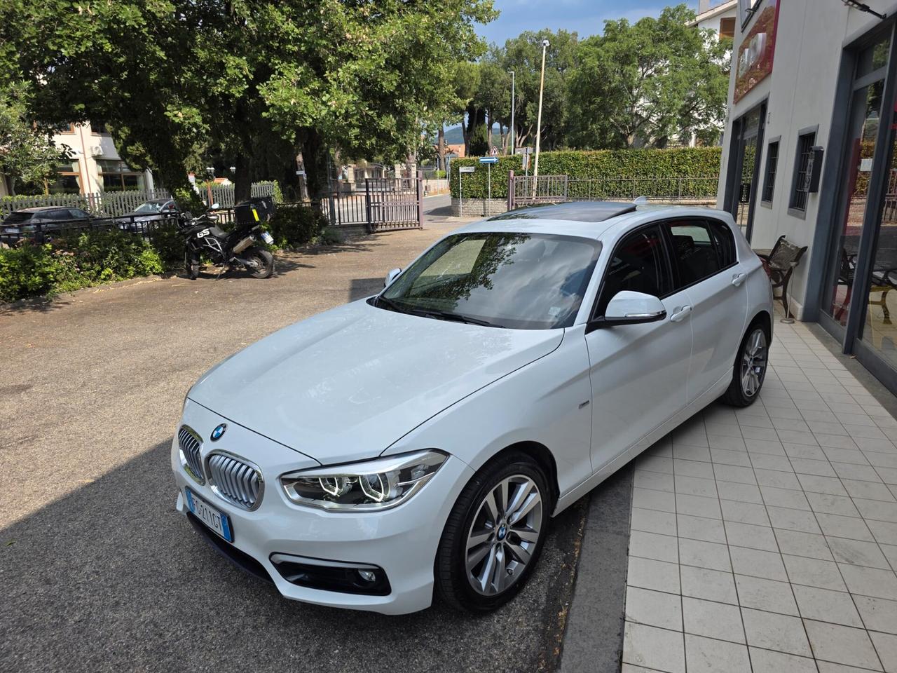 Bmw 116 116d 3p. Efficient Dynamics Urban