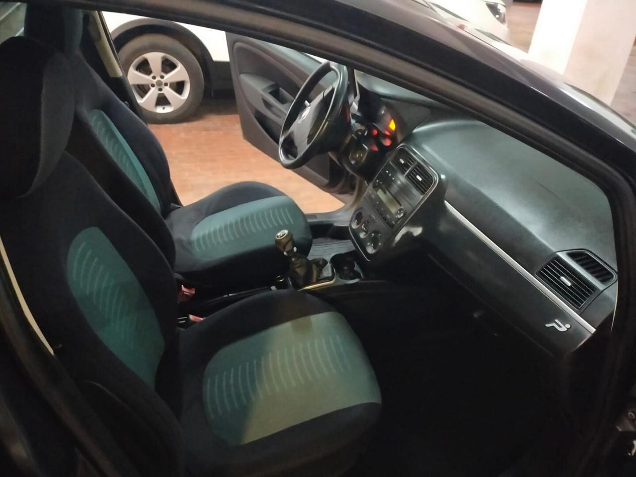 FIAT G.Punto 1.4 8v 77cv Active 5p OK NEOP.