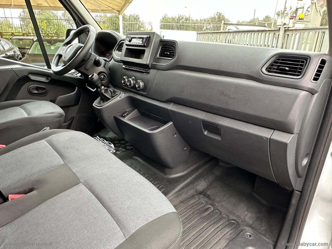 Master 3T5 2.3dCi 135 PL-TA Furg.Red Ed.