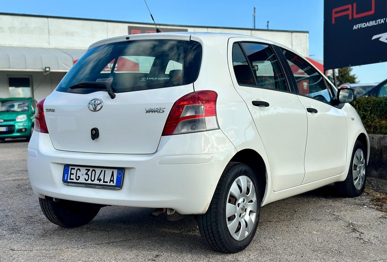 TOYOTA YARIS 1.0 5 porte 2011 - OK NEO PATENTATI