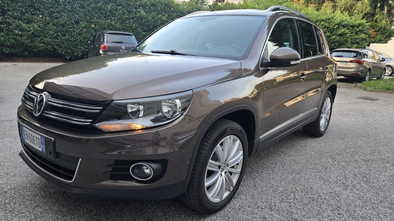 Volkswagen Tiguan 2.0 TDI 140 CV 4MOTION Gancio Tr