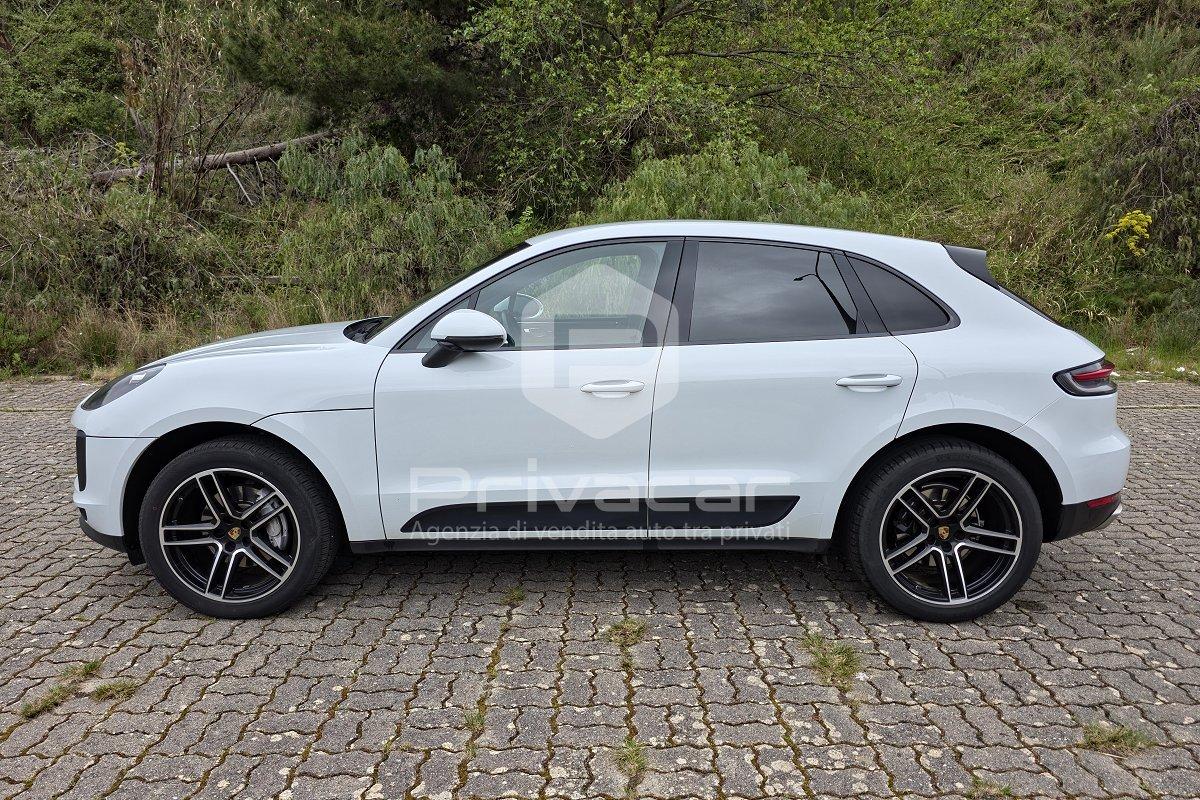 PORSCHE Macan 2.0