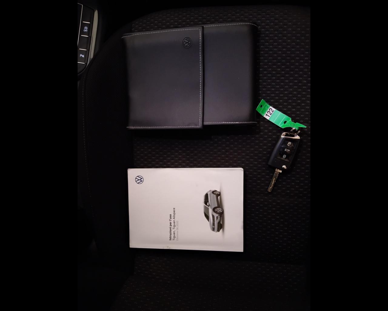 VOLKSWAGEN Tiguan II 2016 Allspace - Tiguan Allspace 2.0 tdi Business 150cv 7p.ti dsg