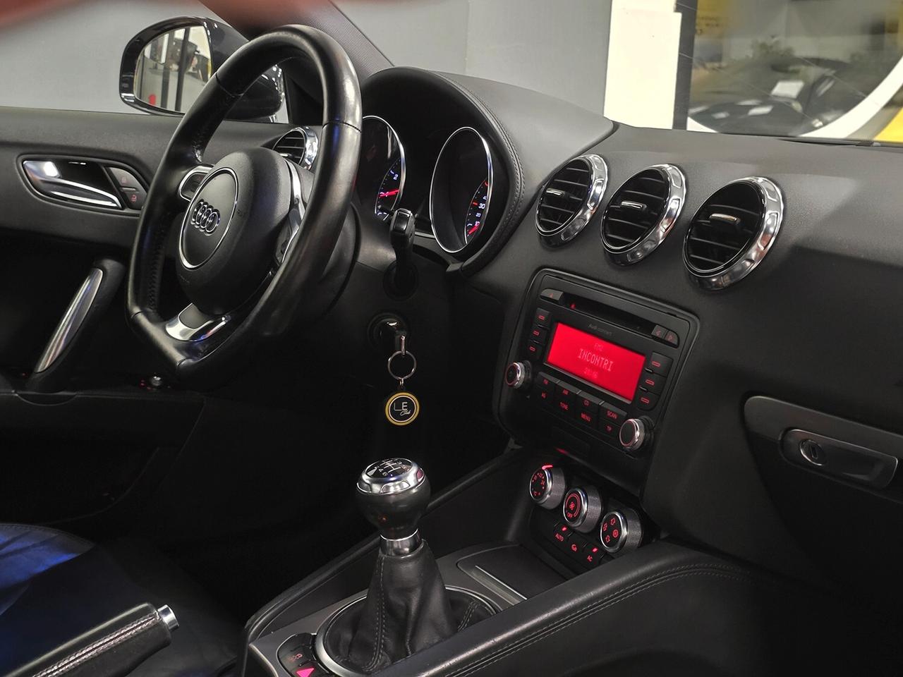 Audi TT II Coupe 1.8 tfsi 160CV_NERA_MANUALE_GARANZIA 12 MESI_SERVICE BOOK