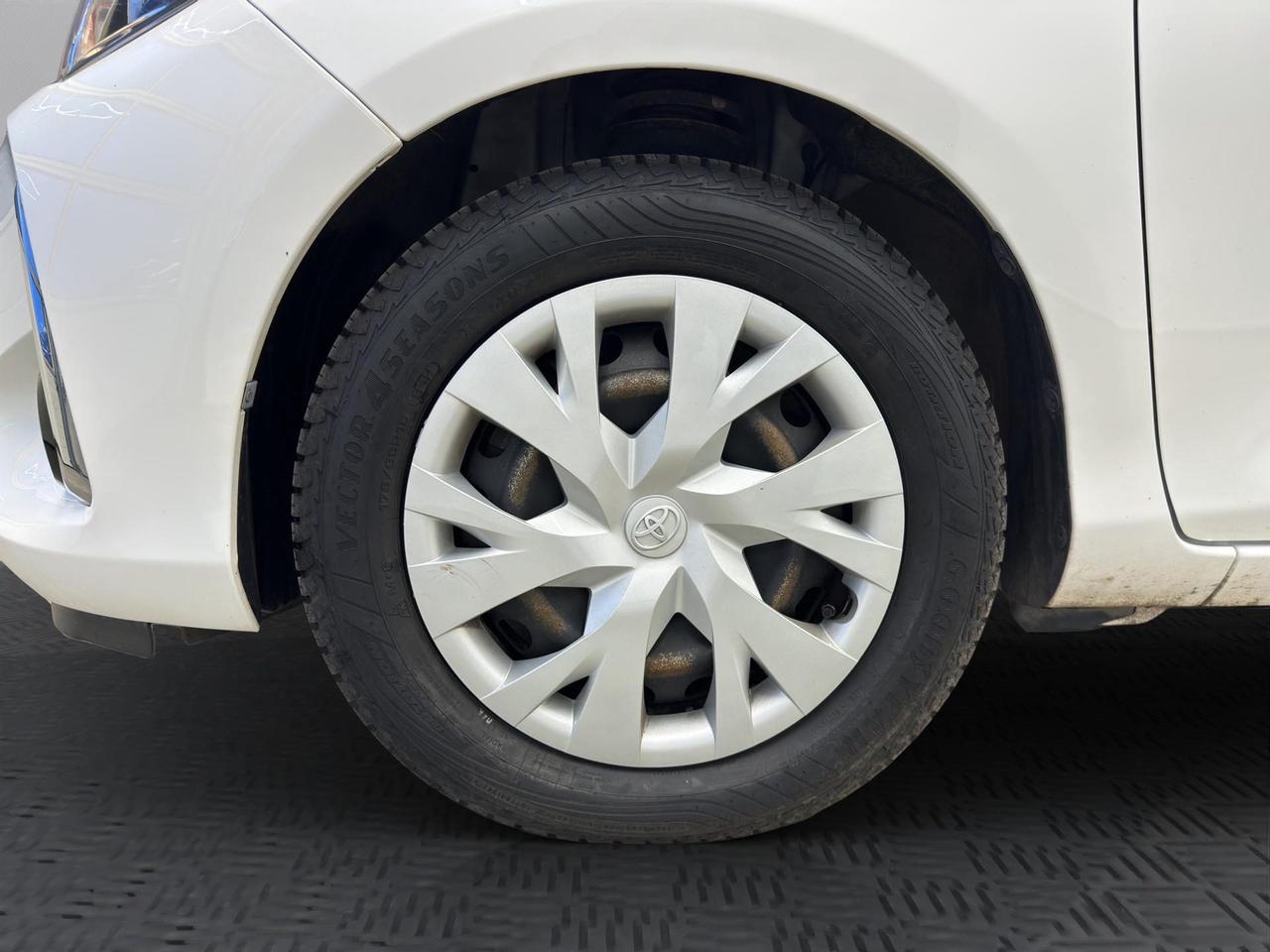 Toyota Yaris 5p 1.5h Business