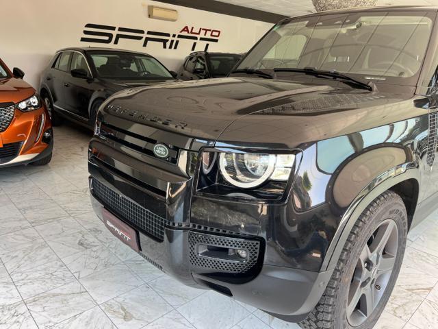 LAND ROVER Defender 110 3.0D I6 200CV AWD AUTO S TOTAL BLACK