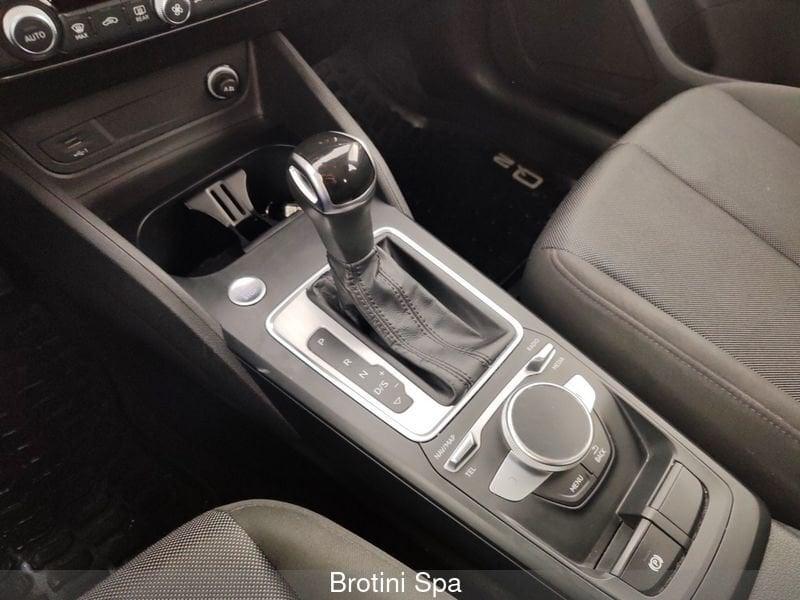 Audi Q2 Q2 30 TDI S line Edition