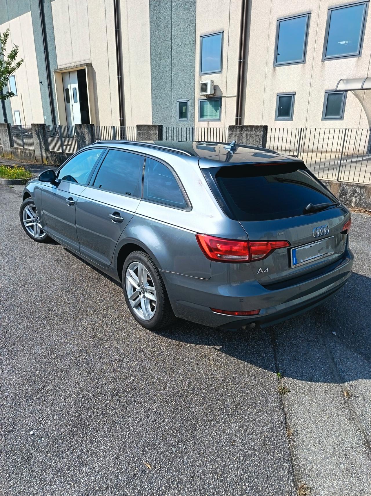 Audi A4 Avant 2.0 TDI 150 CV S tronic Business Sport