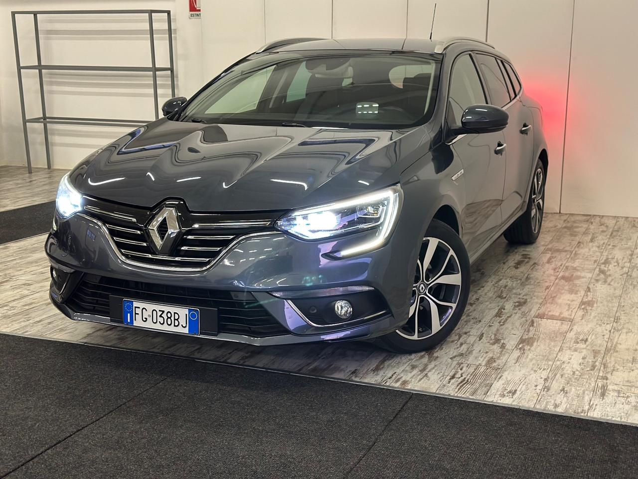 Renault Mégane Sporter dCi 8V 110 CV EDC Energy Bose