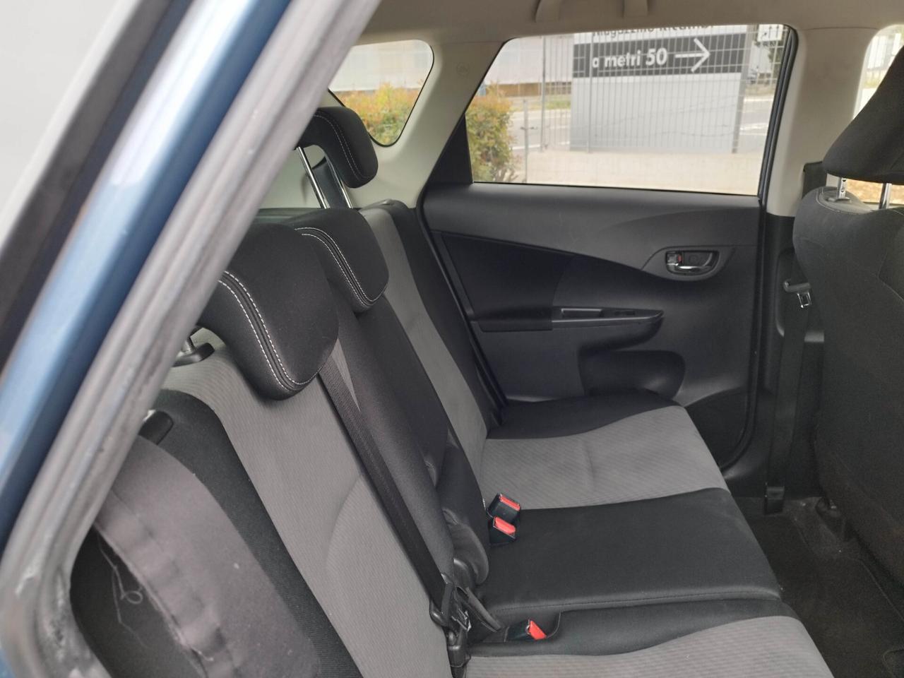 Toyota Verso-S 1.3 MT benzina