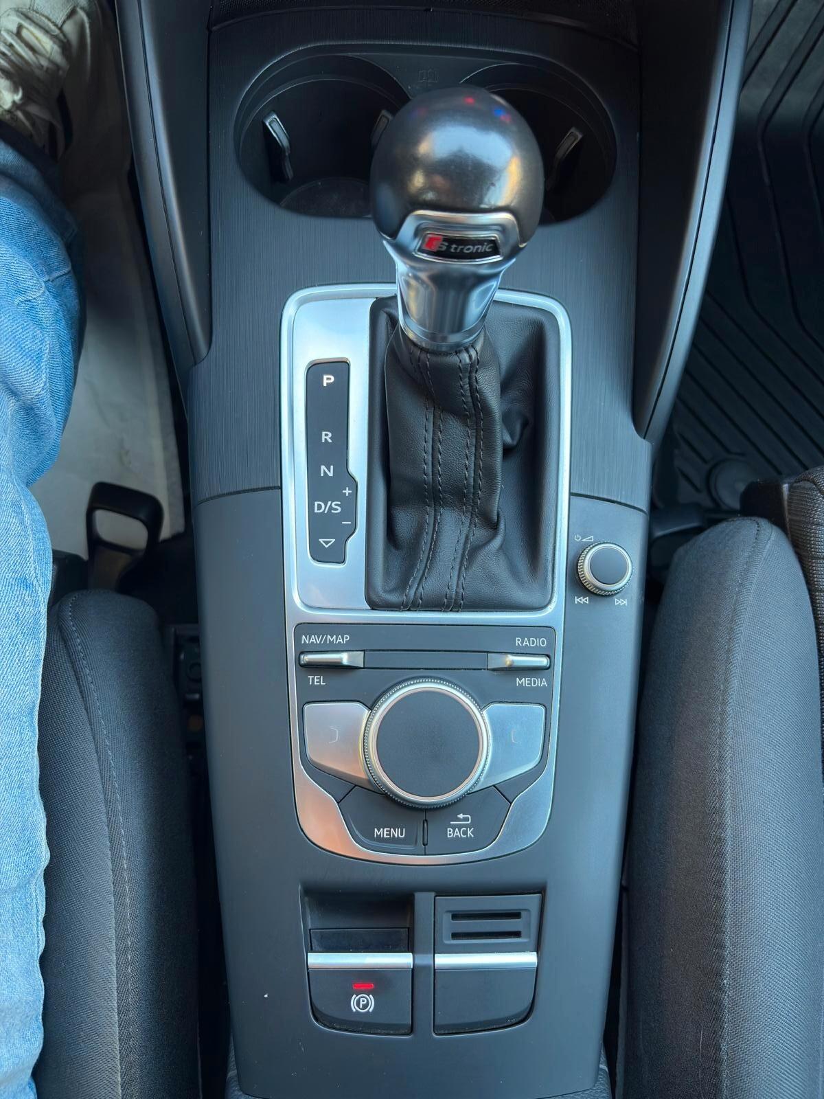 Audi A3 SPORTBACK 1.6 TDi 116CV S-TRONIC