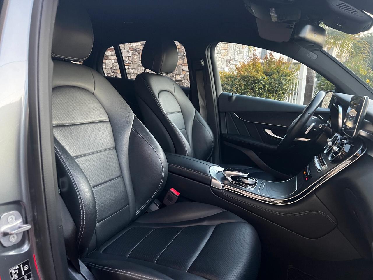 Mercedes-benz GLC Coupe 250 D 4Matic-AMG-2019