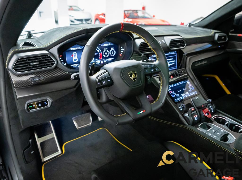 Lamborghini Urus 4.0 Performante