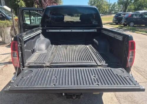 Nissan Navara 2.5 dCi 190CV 4 porte Double Cab XE