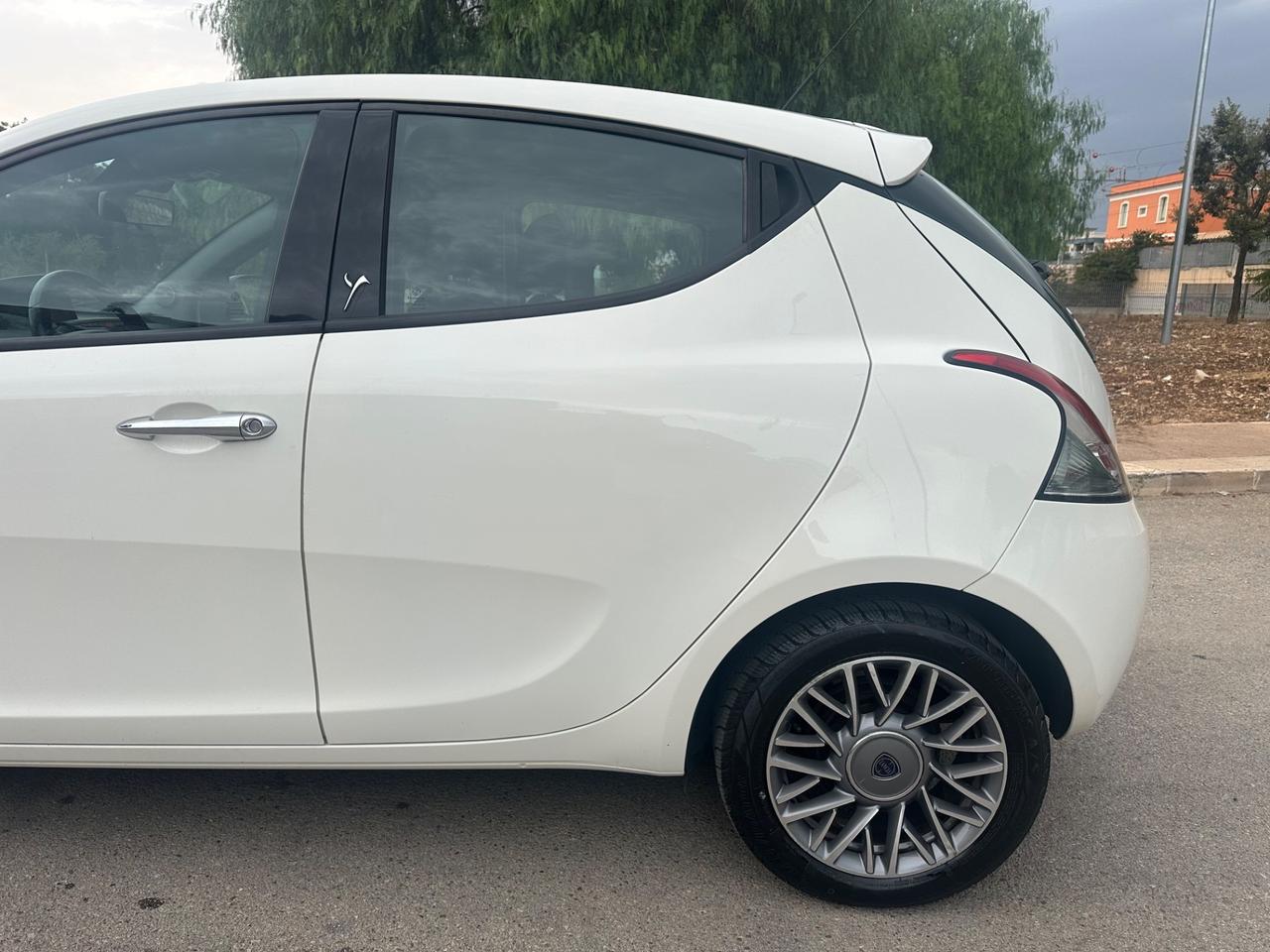 Lancia YPSILON 1.2 BENZINA 2012 - SOLO 166 MILA KM