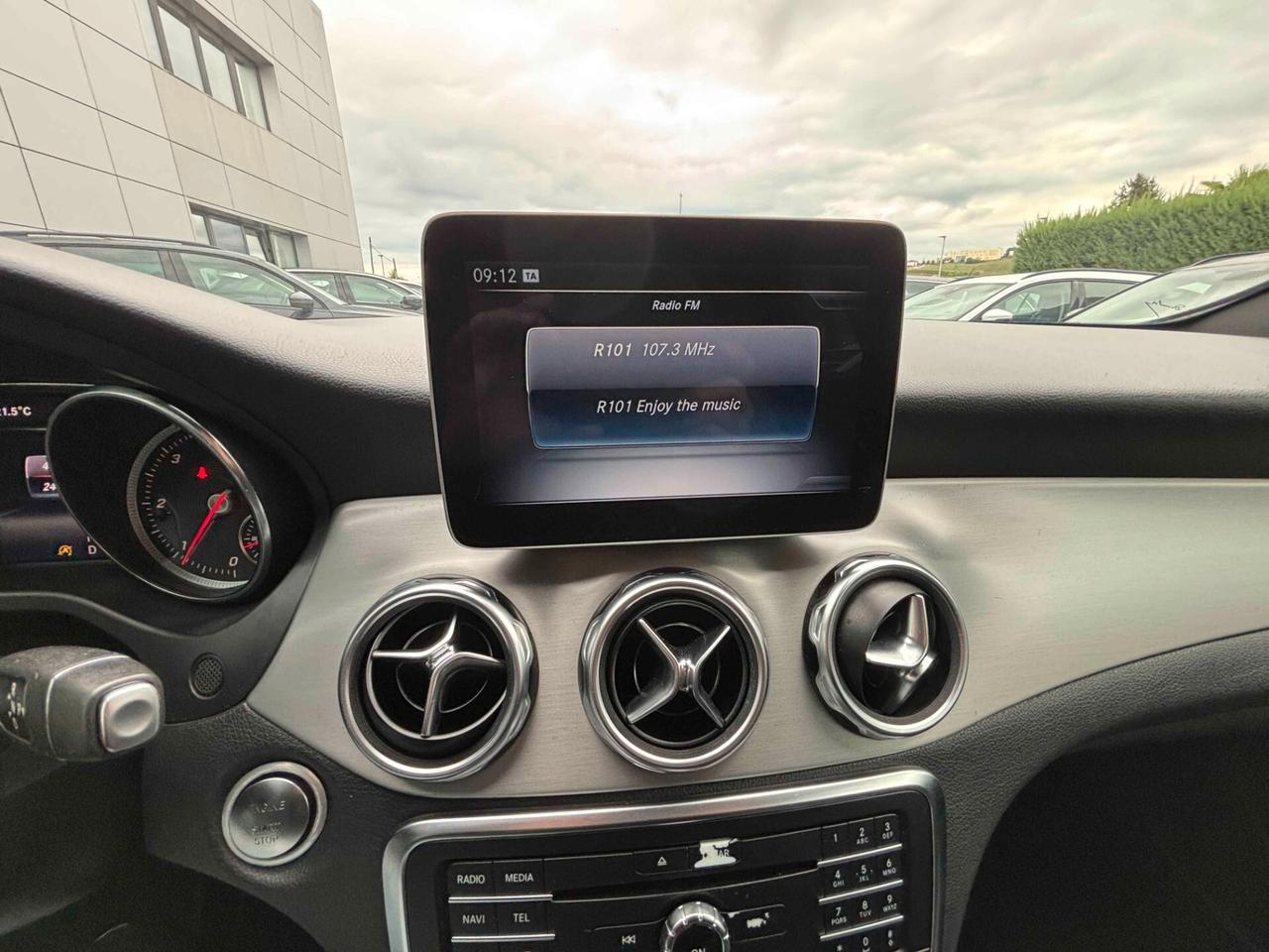 Mercedes-benz GLA 200
