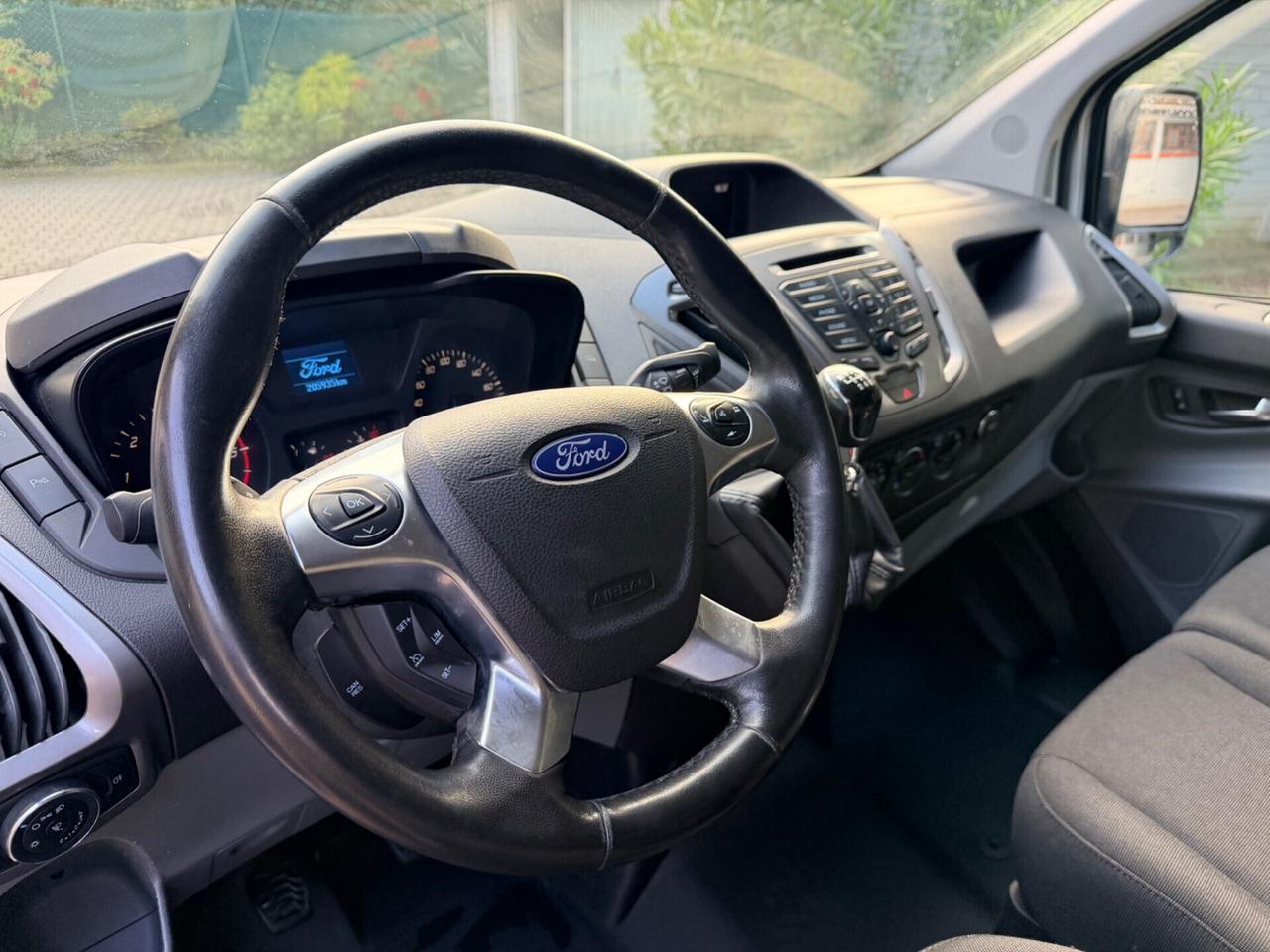 FURGONE FORD TRANSIT CUSTOM