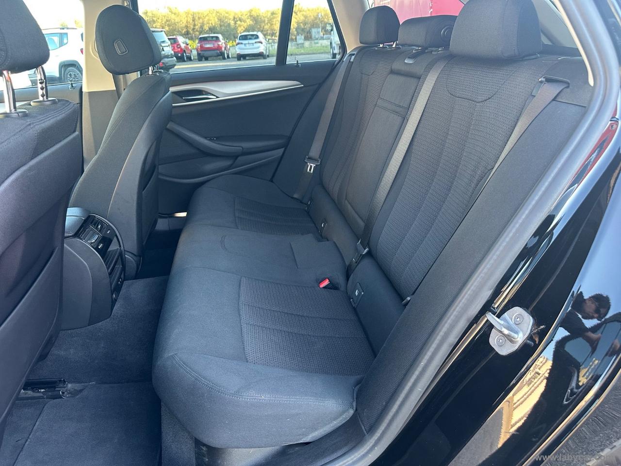 BMW 520d 48V xDrive Touring Business