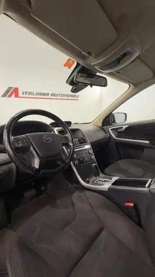 Volvo XC 60 XC60 D3 AWD Geartronic Momentum