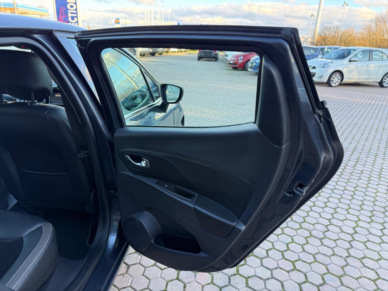 Renault Clio dCi 8V 110CV Start&Stop 5 porte Energy Intens