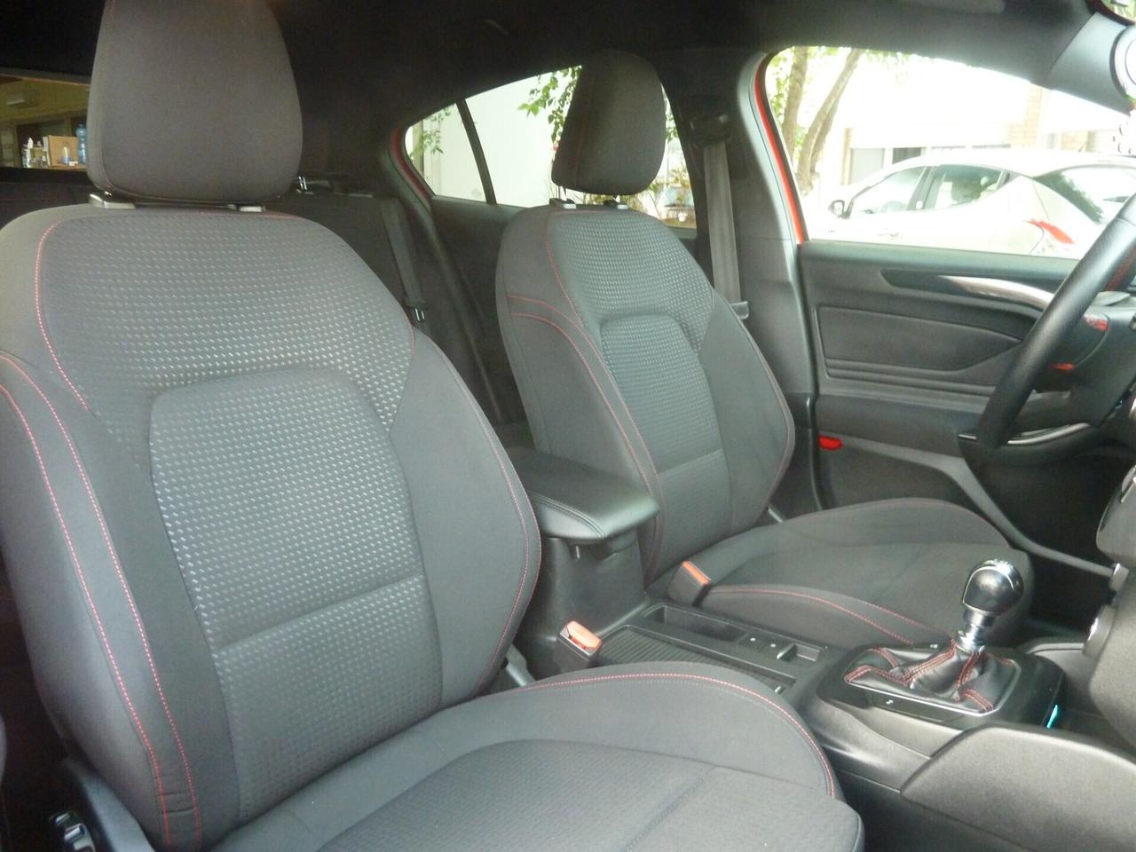 Ford Focus 1.0 125 CV ST Line OK neopatentati