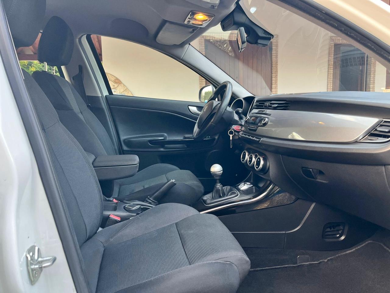 Alfa Romeo Giulietta 1.6 JTDm-2 105 CV IMPECCABILE